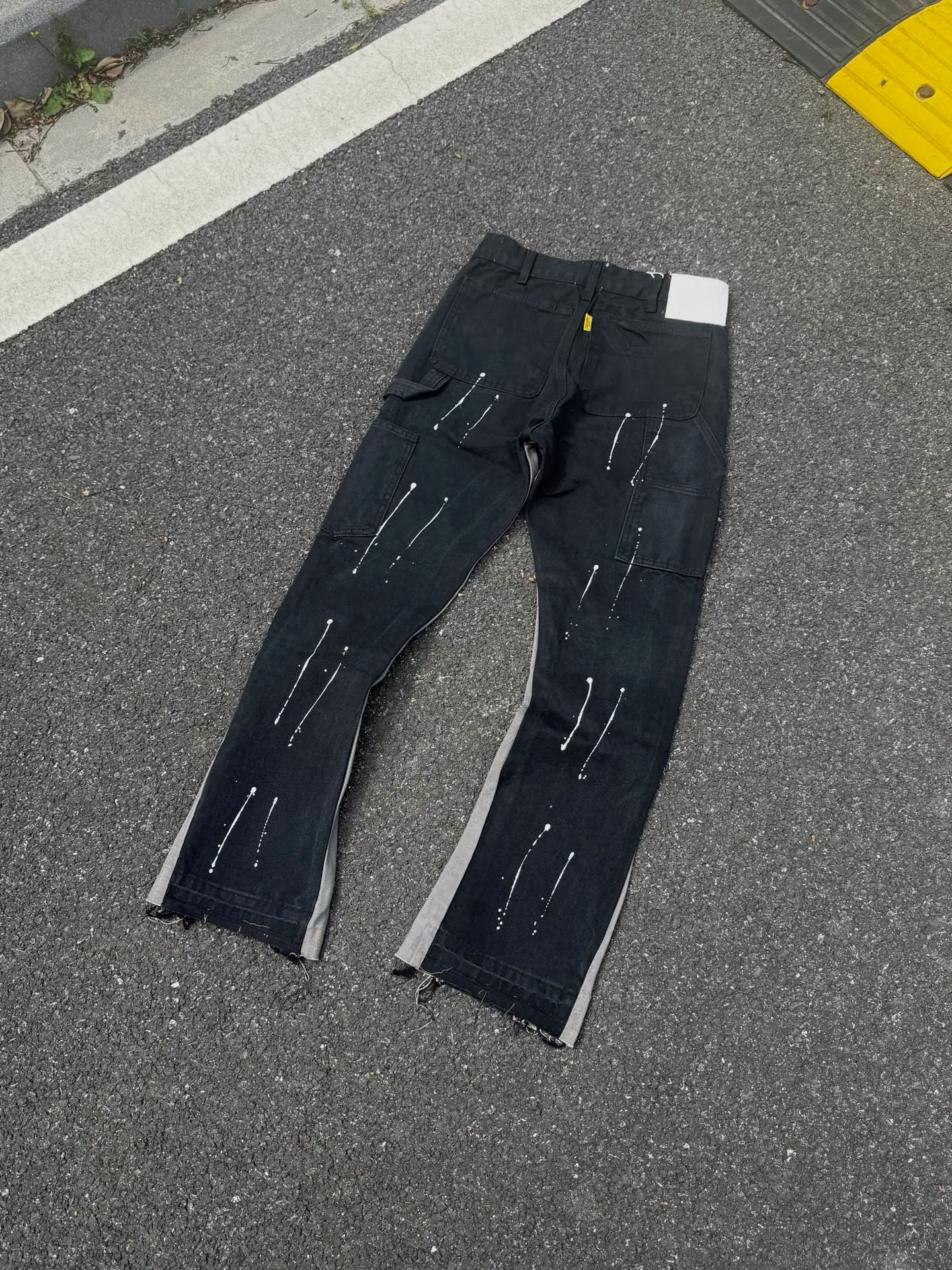 P220💰G33 GALLERY DEPT. Spliced ​​washed retro jeans for men and women high street splashed ink trousers micro-flared casual trousers trendy couple same style Color: Black Size: S-XXL (corresponding to 28-36)
